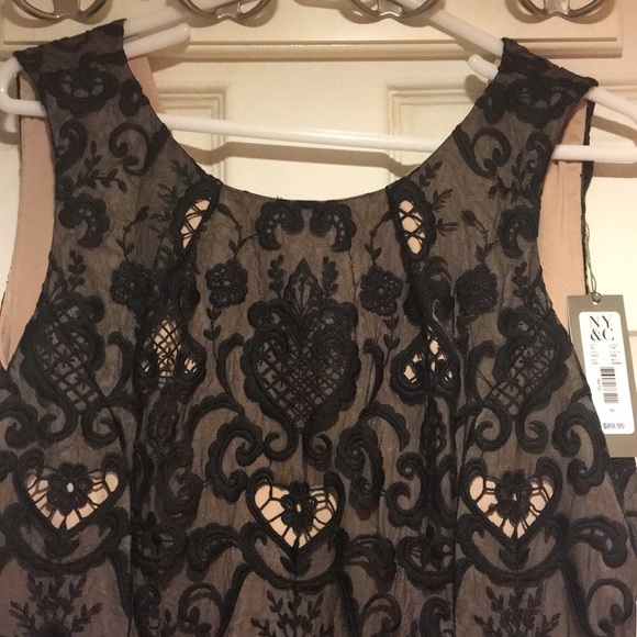 Black Lace-Eva Mendes Collection Dress - Picture 3 of 8